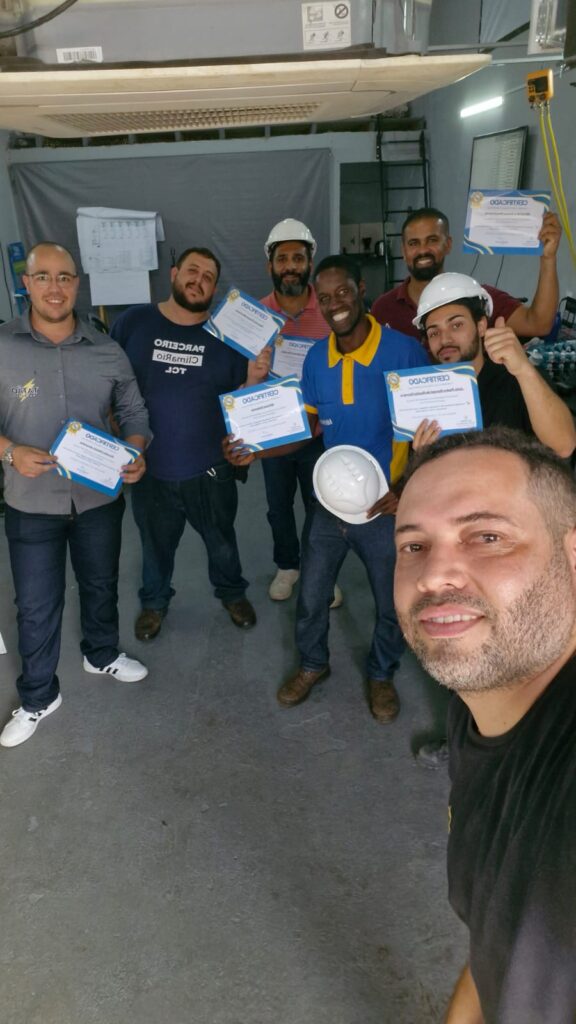 alunos curso ar condicionado vrf em ribeirão preto